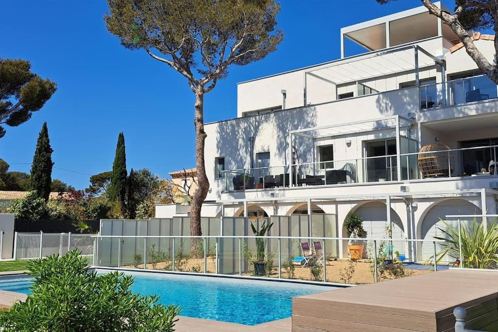 Magnifique T2 - Les Pieds Dans L'Eau Piscine/Plage Carry-le-Rouet Exterior photo